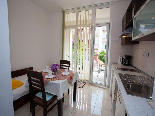 Dana Apartmán Makarska